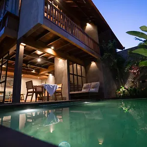 Resort Purana Boutique *****